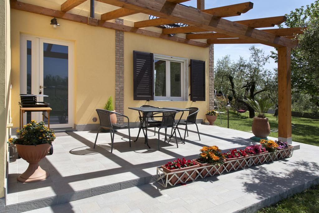 L'Ortobio Villa Sarzana Bilik gambar